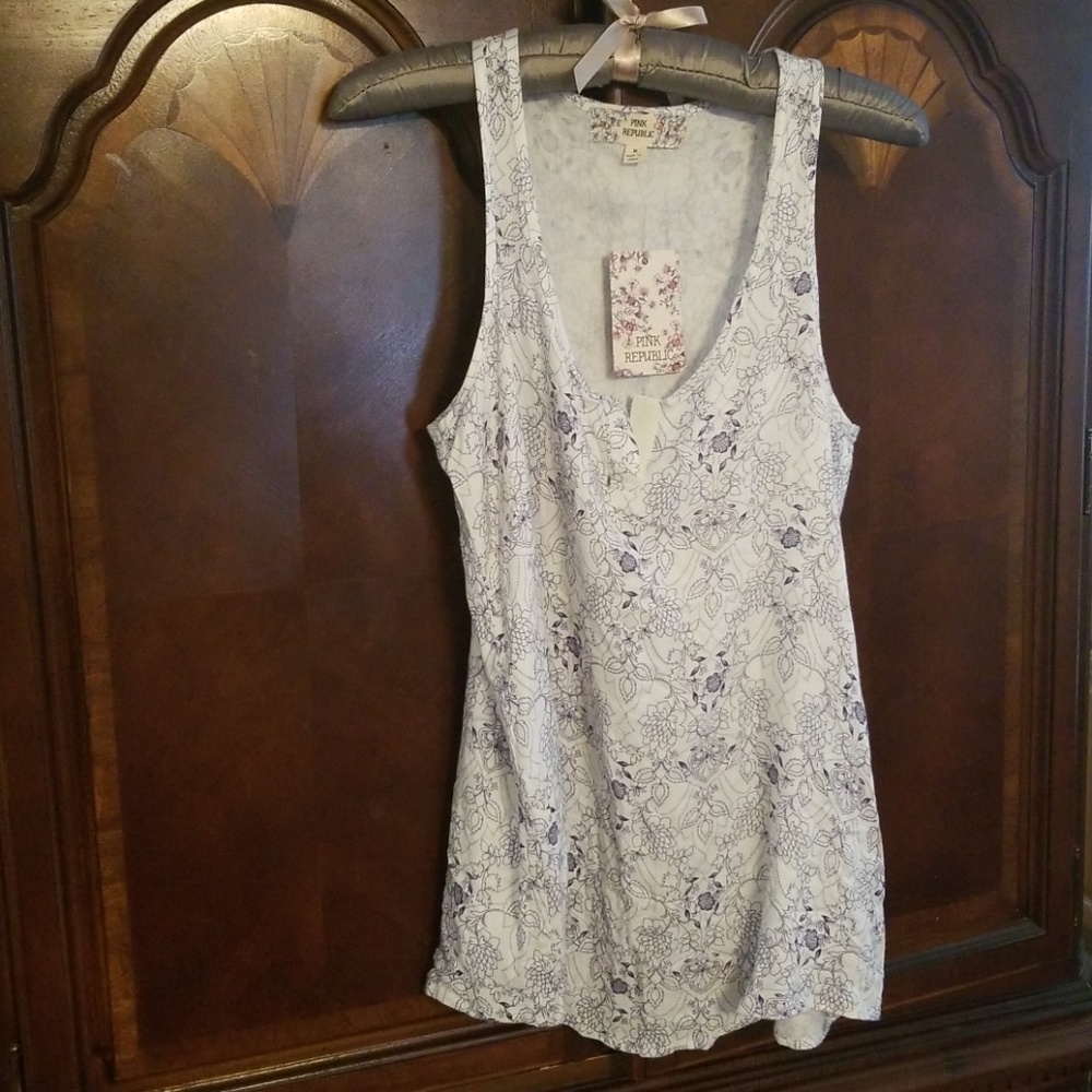 Pink Republic tank